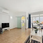 Spacious And Central, 6 Min Walk To Lejlighed *